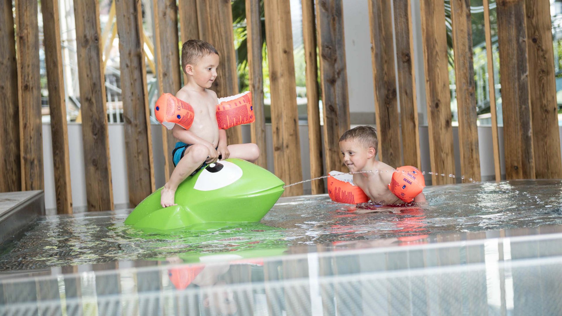 STROBLHOF: il vostro hotel per bambini con piscina in Alto Adige