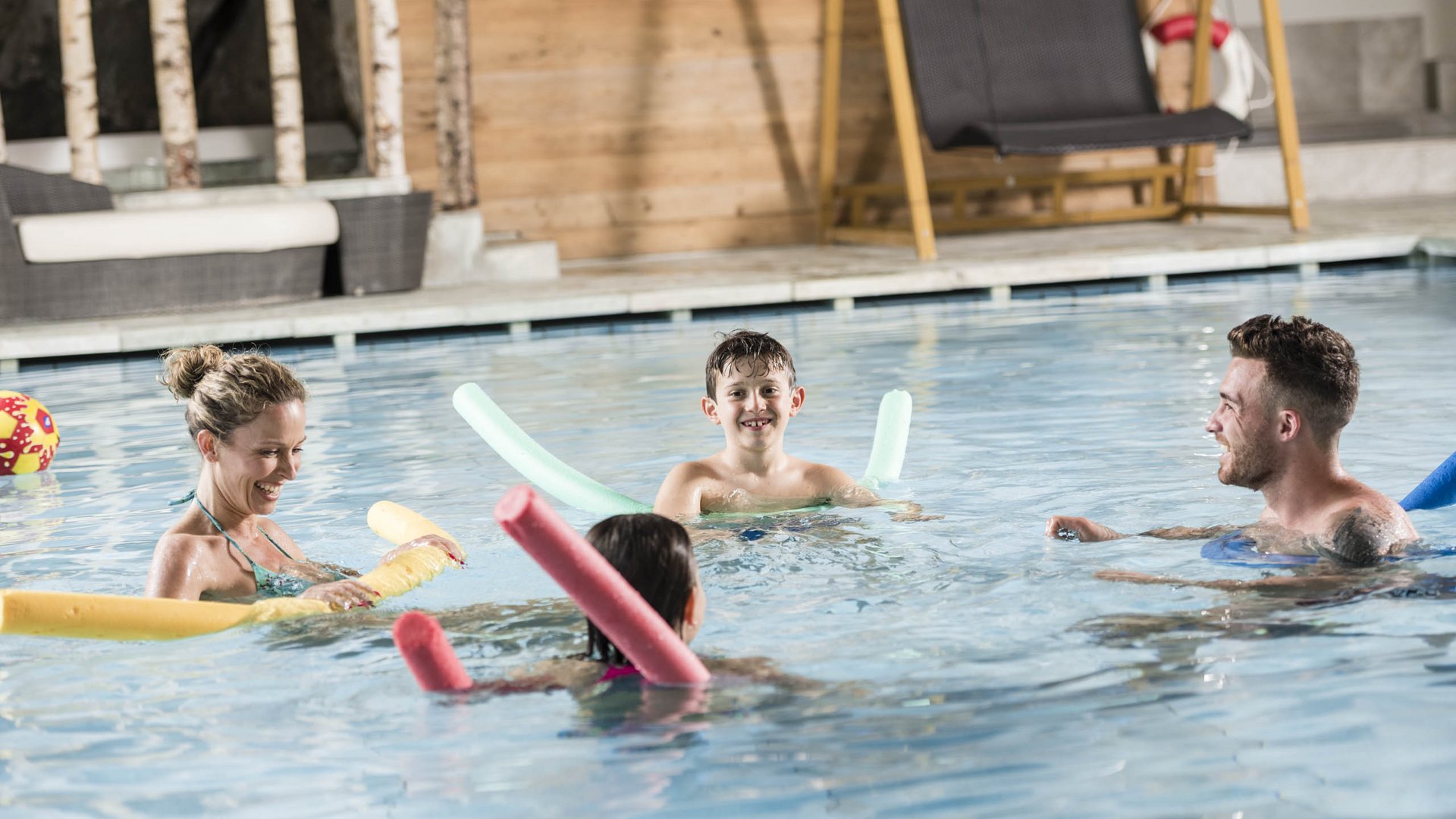 STROBLHOF: Ihr familienfreundliches Hotel in Südtirol STROBLHOF: Ihr familienfreundliches Hotel in Südtirol