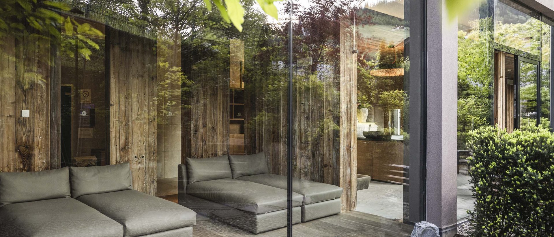 South Tyrol: hotel with an indoor pool South Tyrol: hotel with an indoor pool