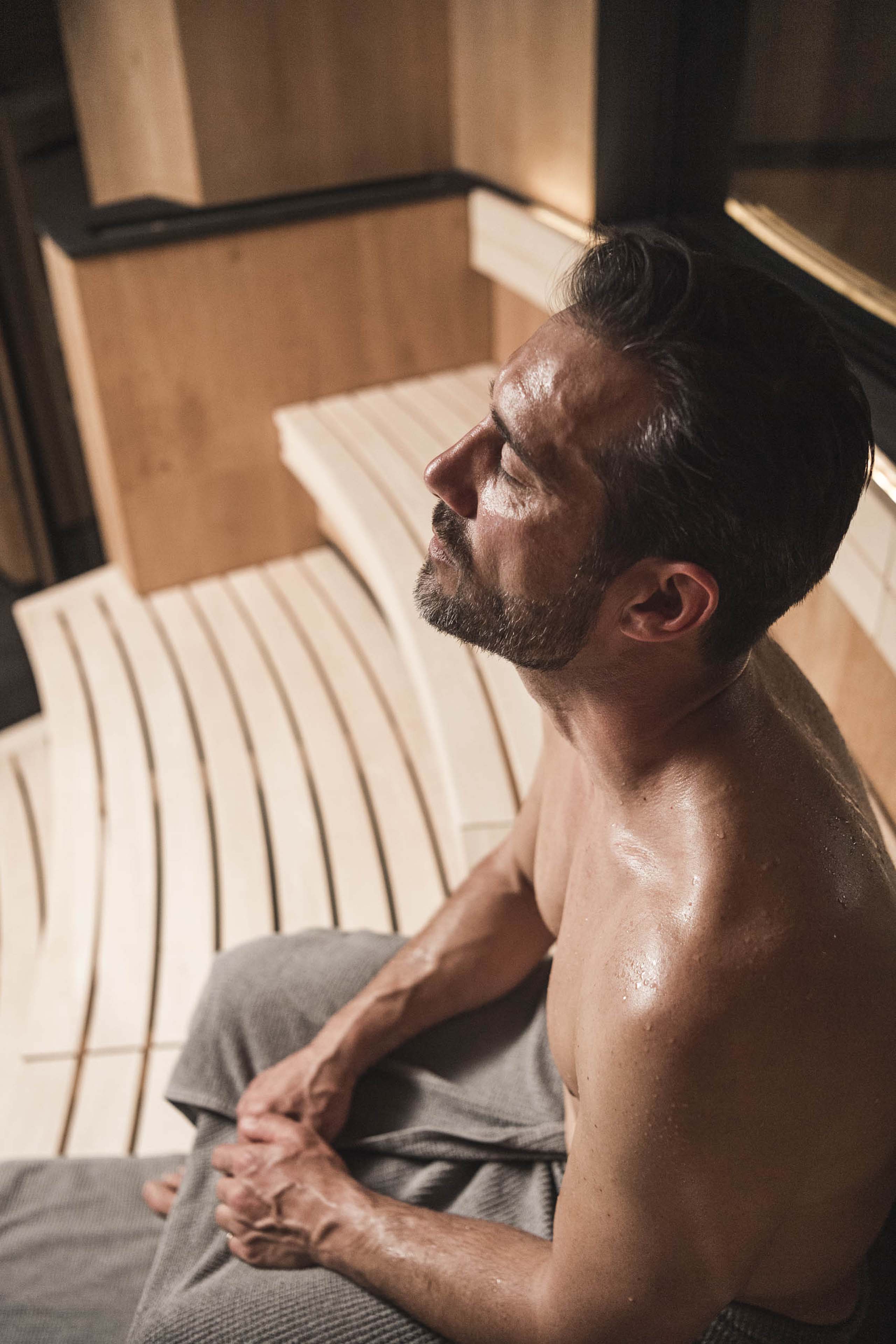 Ihr Resort mit Sky Sauna in Südtirol Ihr Resort mit Sky Sauna in Südtirol